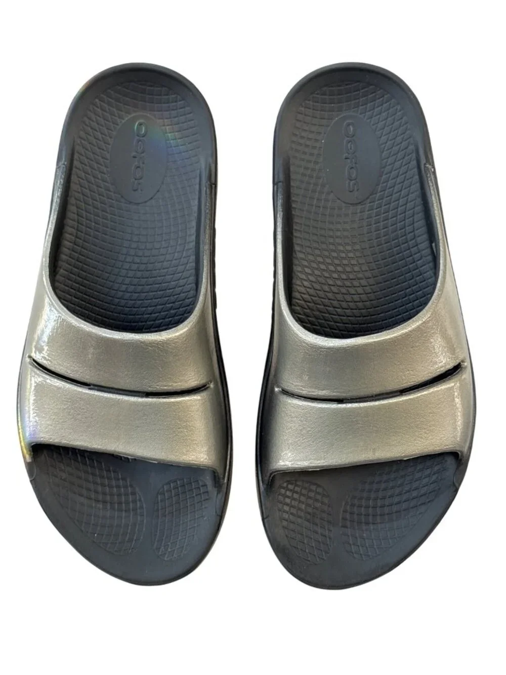 Oofos Ooahh Slide Sandals Women’s Size 8 Metallic Black Comfort Recovery Shoes